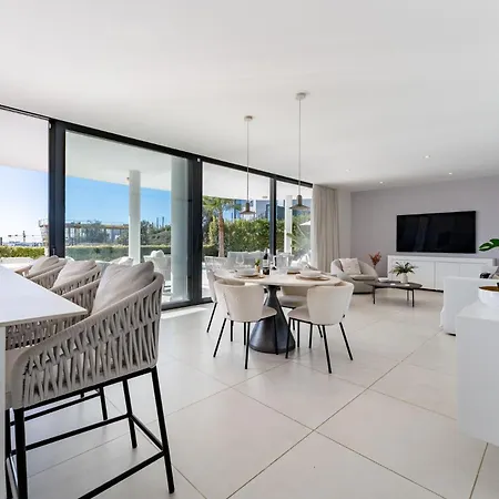 Malagasuite Higueron West Luxury & Private Pool Apartment