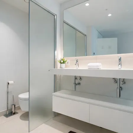 Malagasuite Higueron West Luxury & Private Pool Апартаменти Фуенхірола