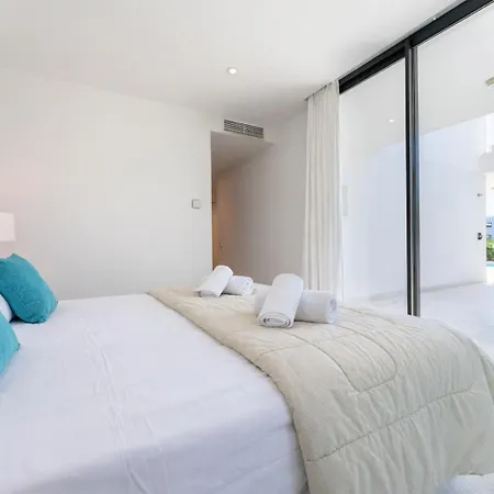 Malagasuite Higueron West Luxury & Private Pool Апартаменты Фуэнхирола
