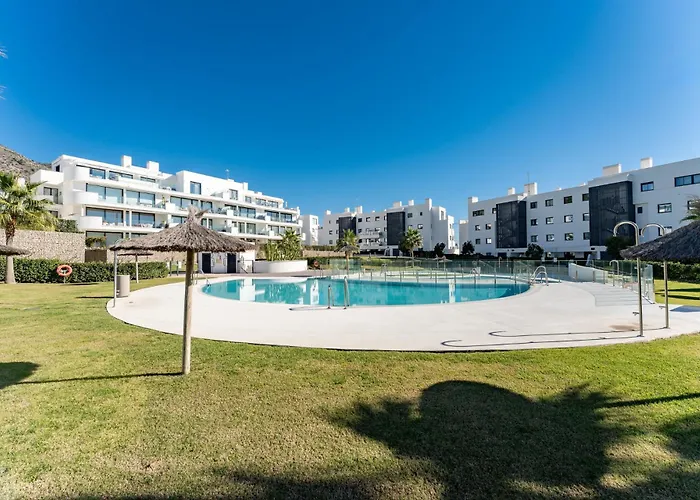 Malagasuite Higueron West Luxury & Private Pool Апартаменти