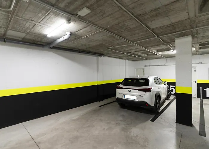 Malagasuite Higueron West Luxury & Private Pool Фуенхірола