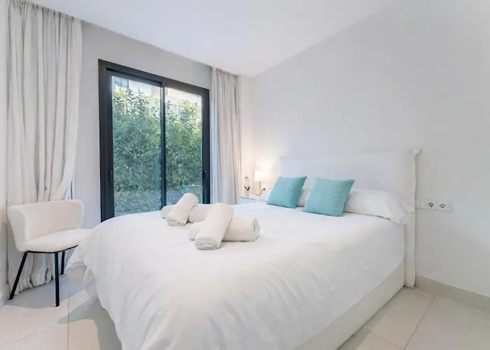 Апартаменти Malagasuite Higueron West Luxury & Private Pool